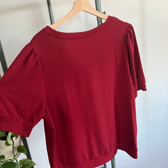 Burgundy v-neck sweatshirt with short sleeves and shoulder detail - Picture 5 of 10